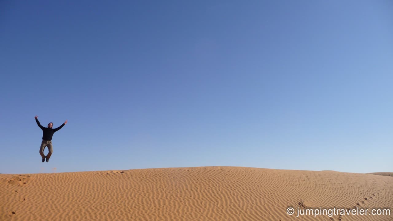 Jumping in the Sahara