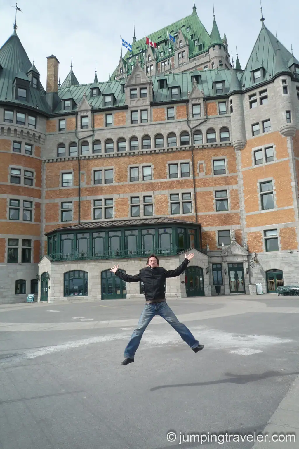 Jumping in front of le Château Frontenac, Québec City