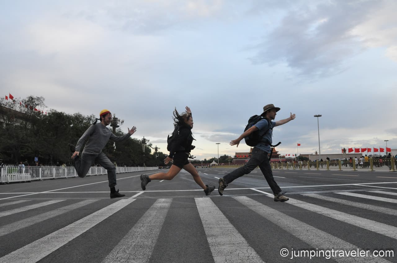 Beatles jumping