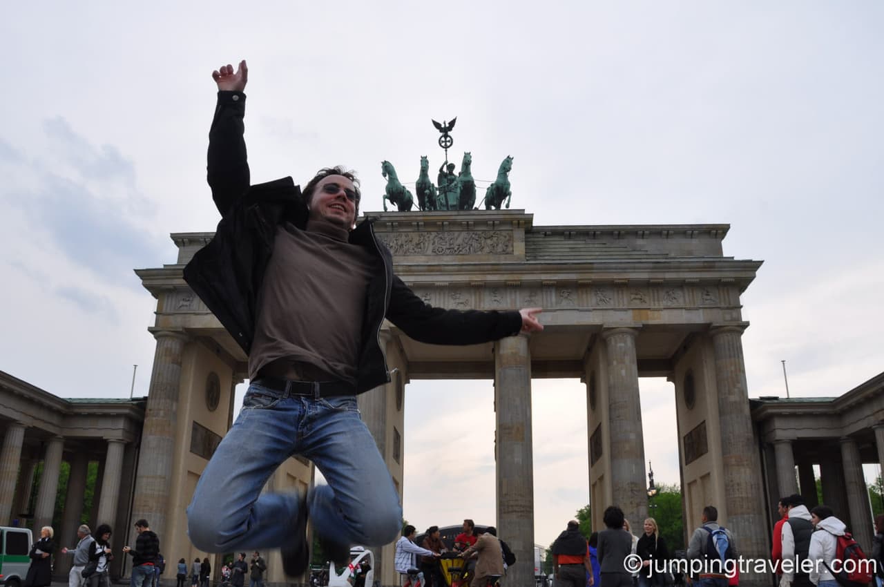 Jumping in front of the Brandenburg Gate