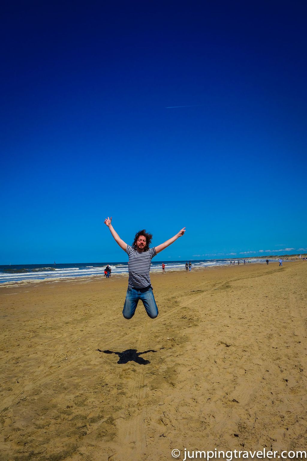 Jumping in Scheveningen