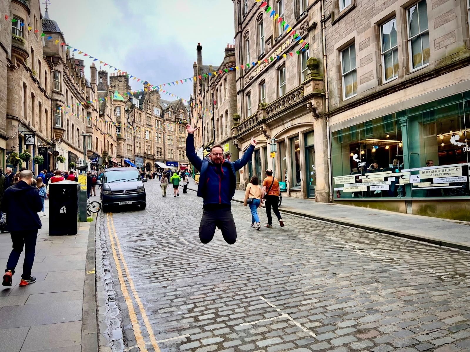 Jumping in Edinburgh Jumping Traveler